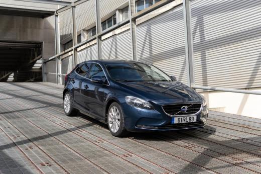 volvo-v40-2013-diesel-1560cc