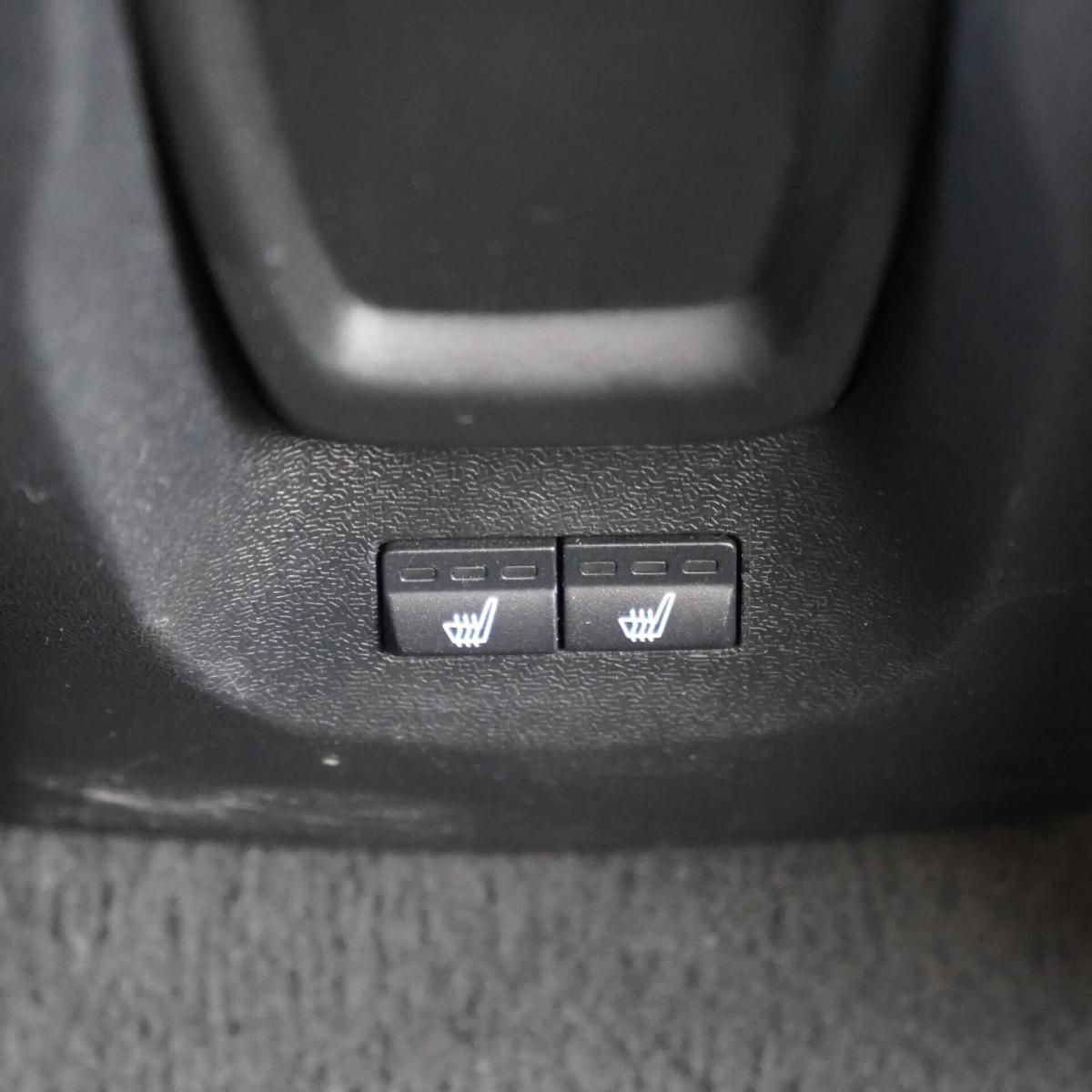 volvo-v40-2013-diesel-1560cc