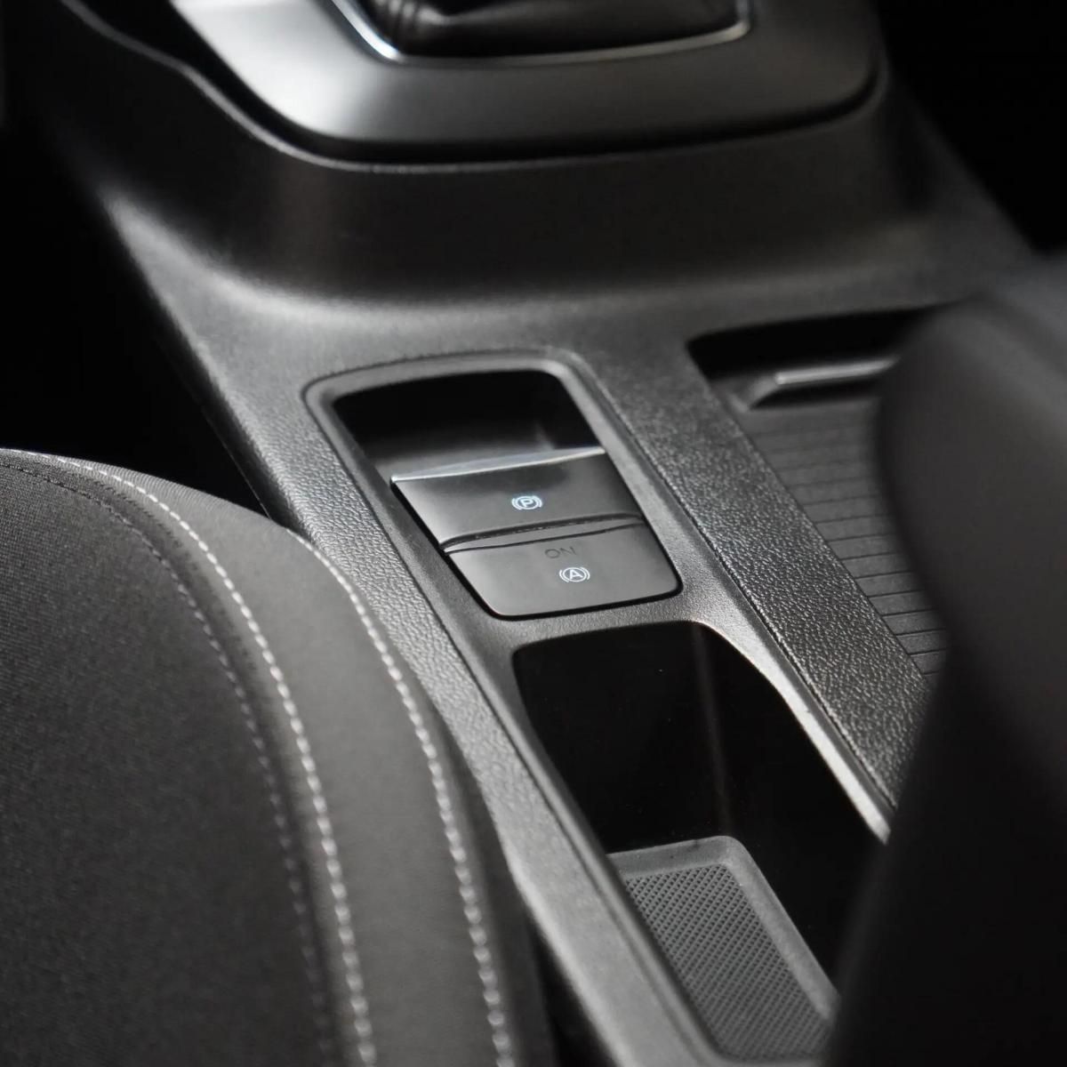 ford-focus-sw-2023-diesel-1499cc