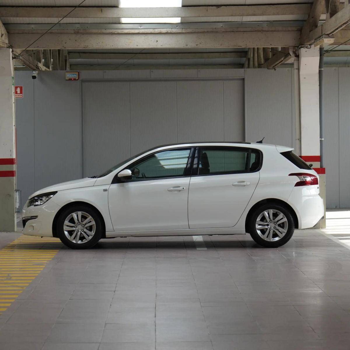 peugeot-308-2015-diesel-1560cc