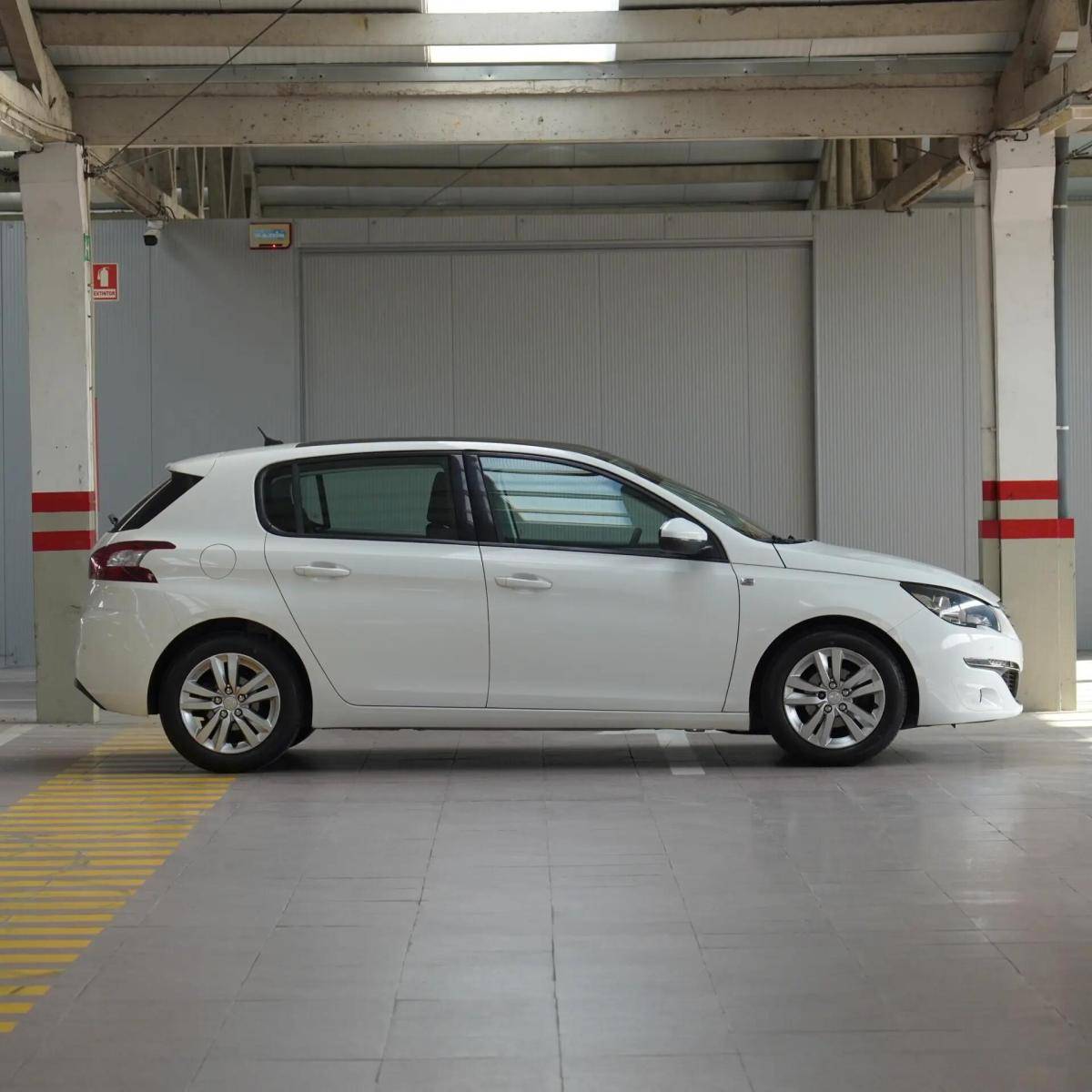 peugeot-308-2015-diesel-1560cc