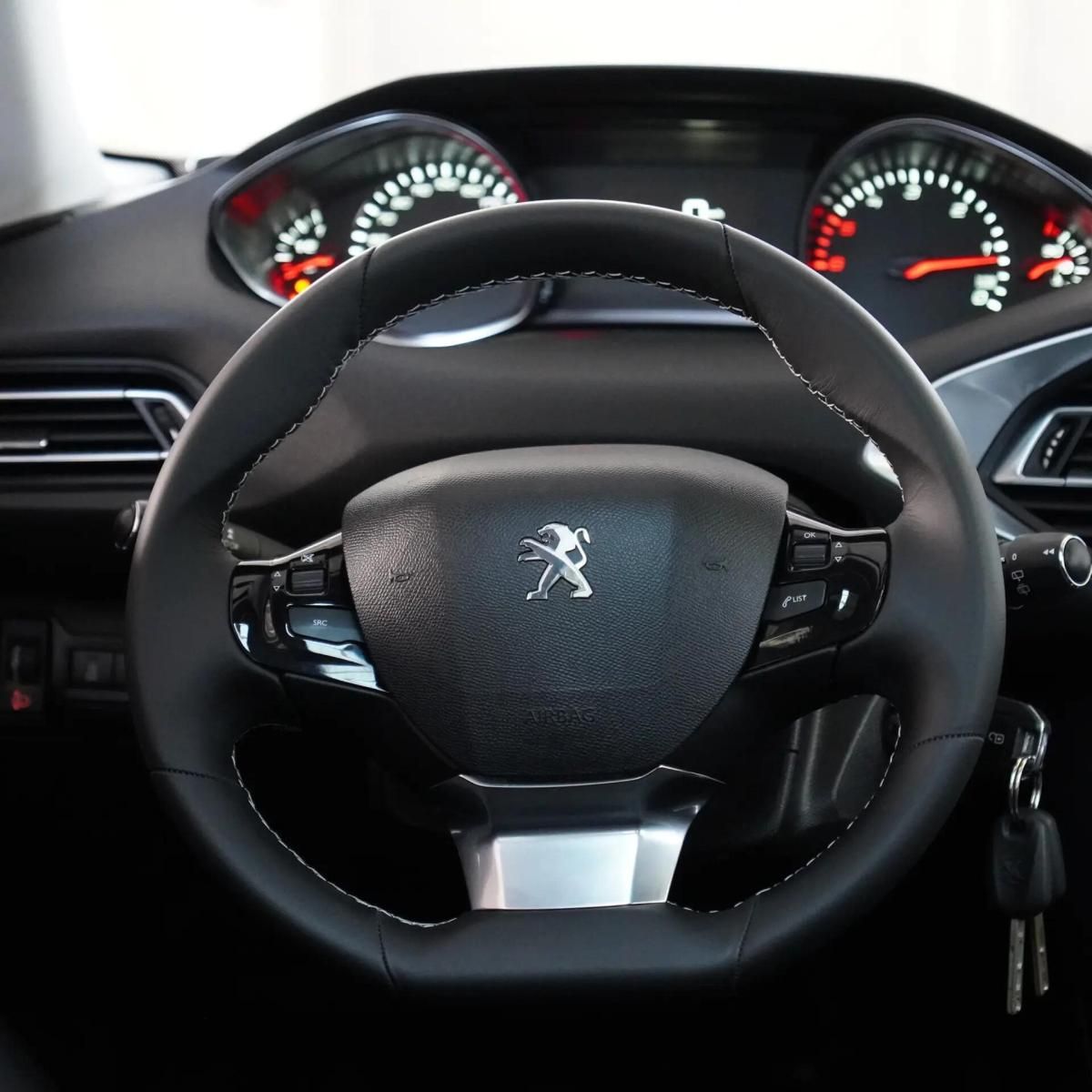 peugeot-308-2015-diesel-1560cc