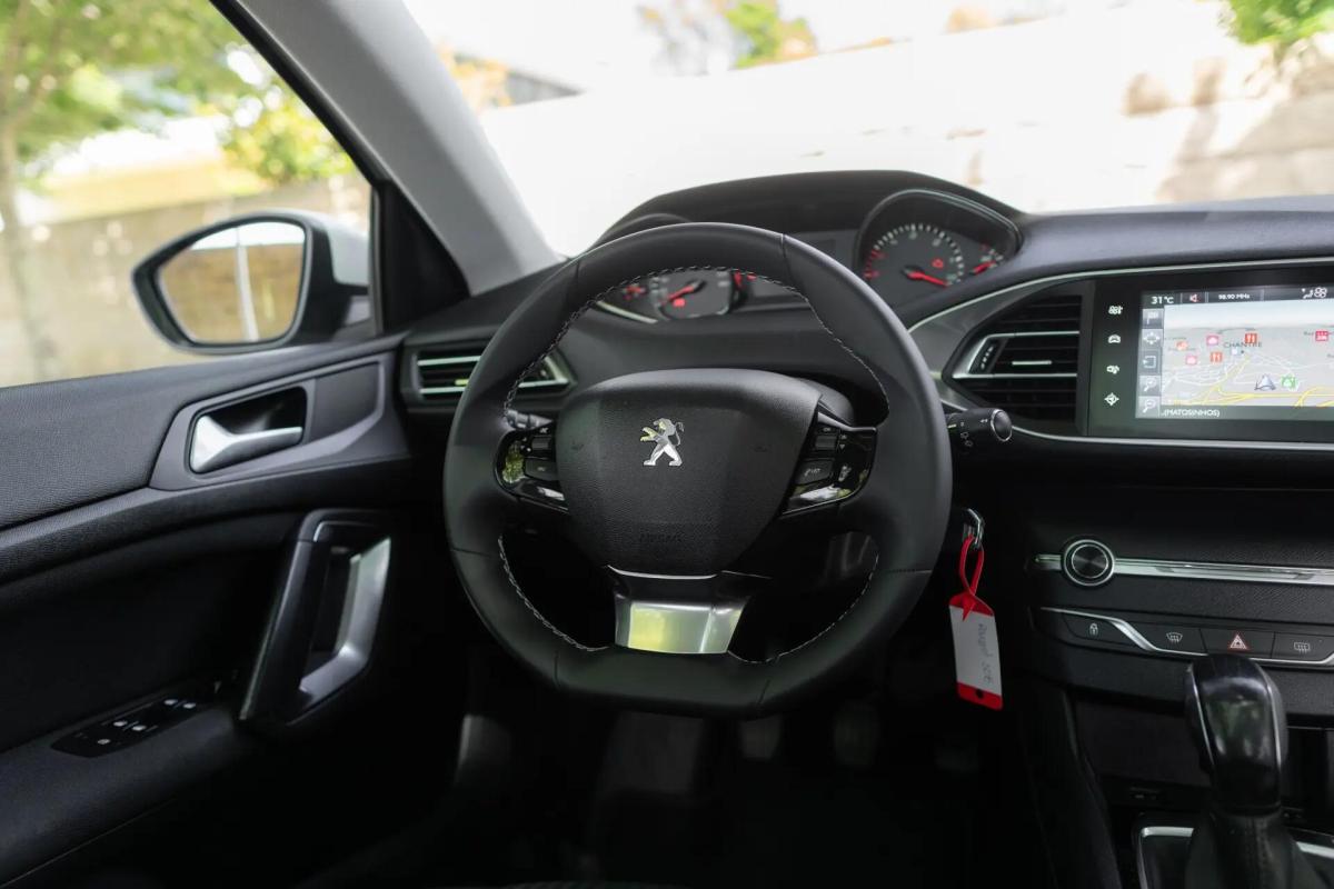 peugeot-308-2015-diesel-1560cc