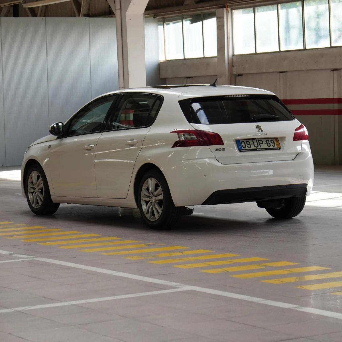 peugeot-308-2015-diesel-1560cc