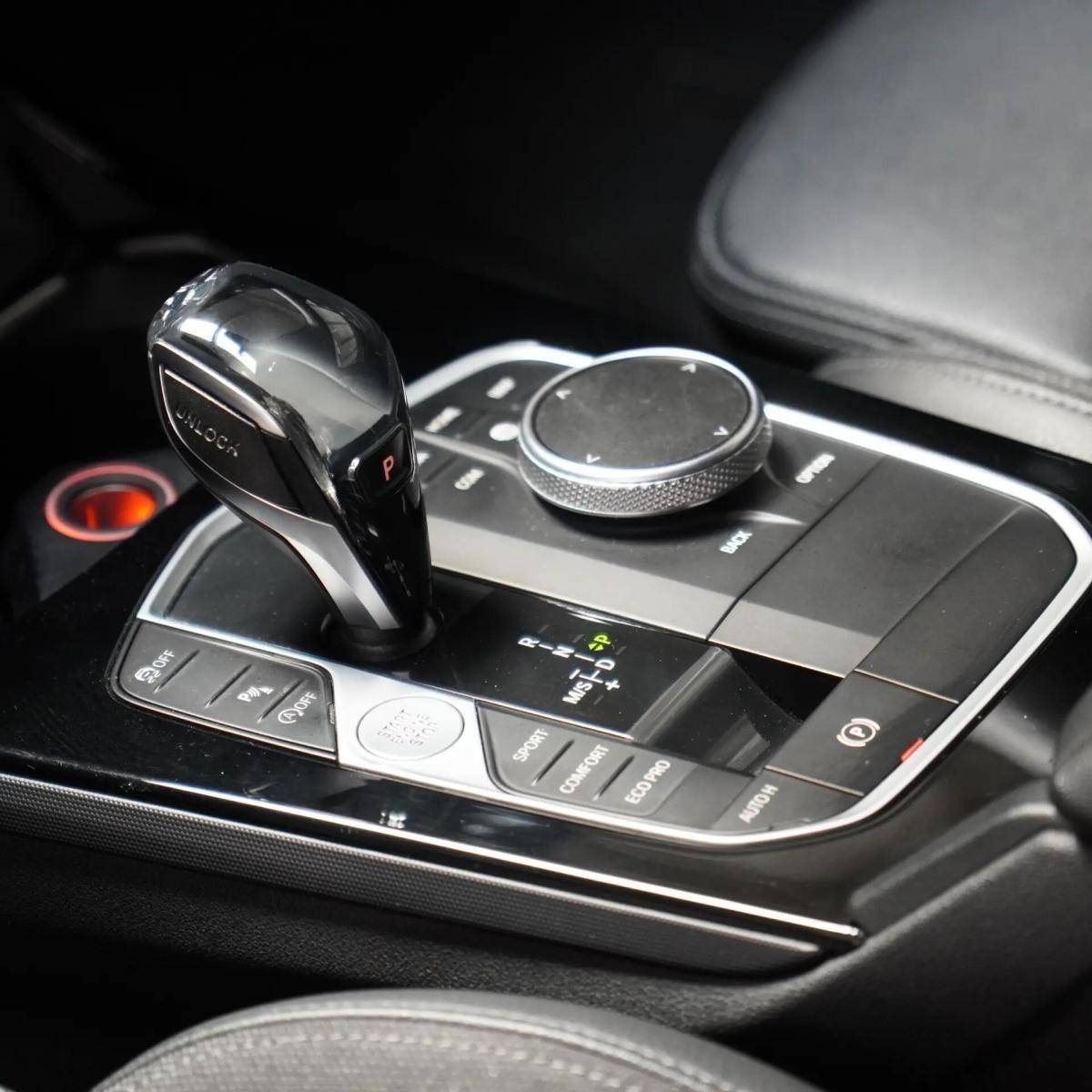 bmw-serie-1-116i-2020-gasolina-1499cc