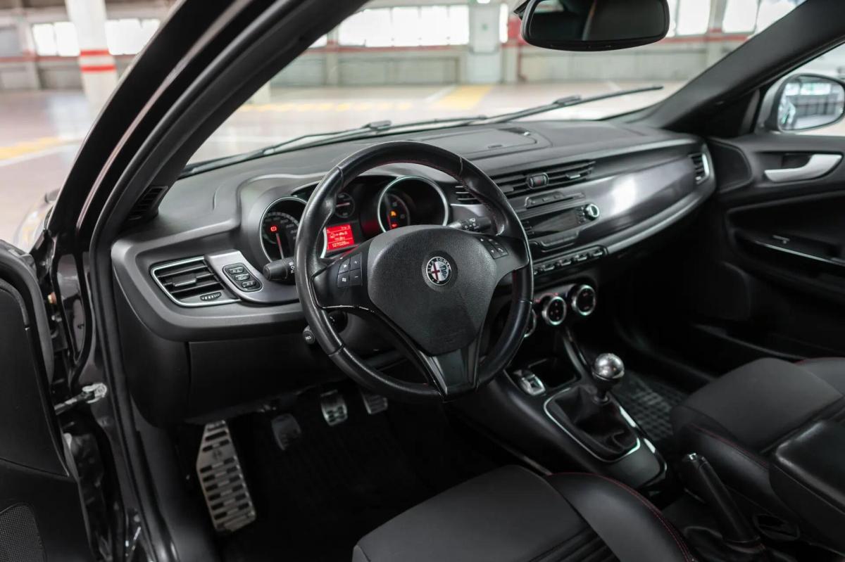 alfa-romeo-giulietta-2010-diesel-1598cc