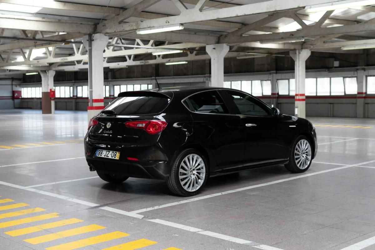 alfa-romeo-giulietta-2010-diesel-1598cc