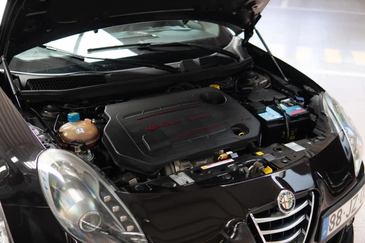 alfa-romeo-giulietta-2010-diesel-1598cc