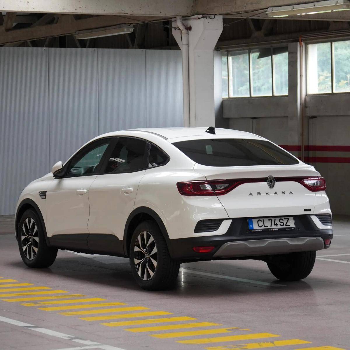 renault-arkana-2023-hibrido-a-gasolina-1598cc