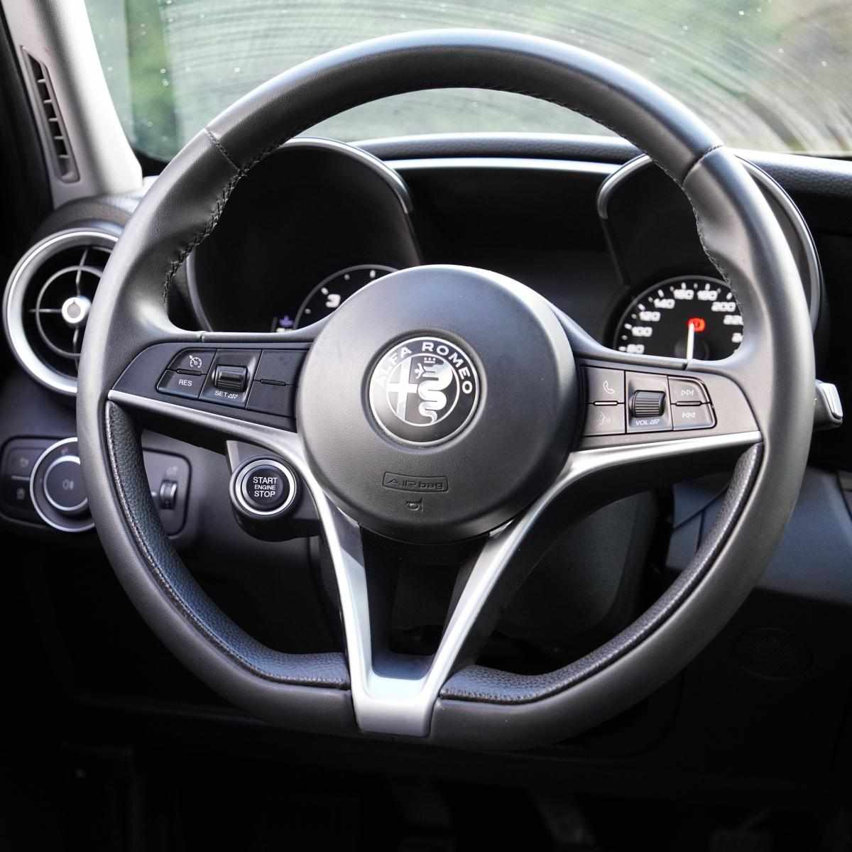alfa-romeo-giulia-2-2-jtdm-2016-diesel-2184cc