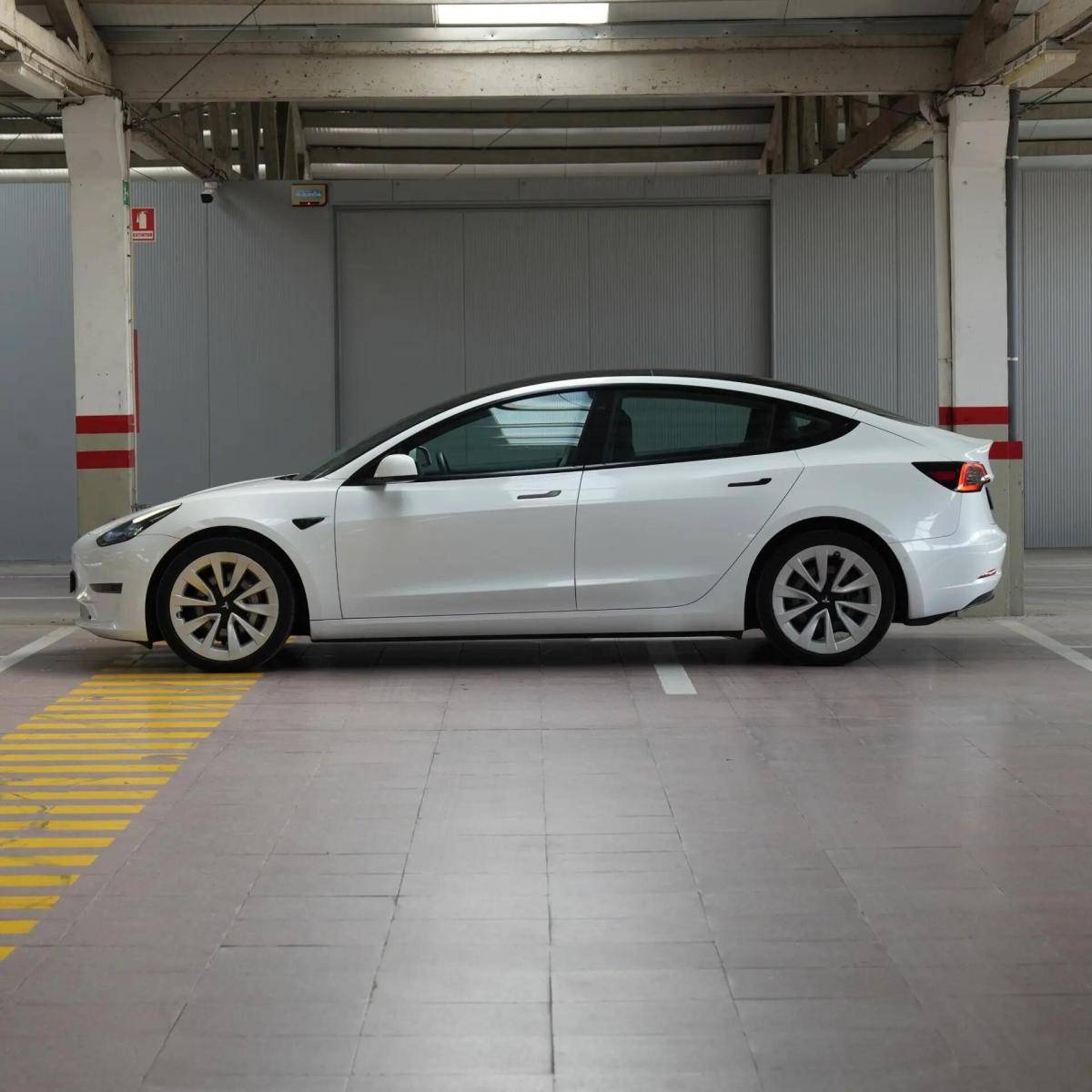 tesla-model-3-2022-eletrico-0cc