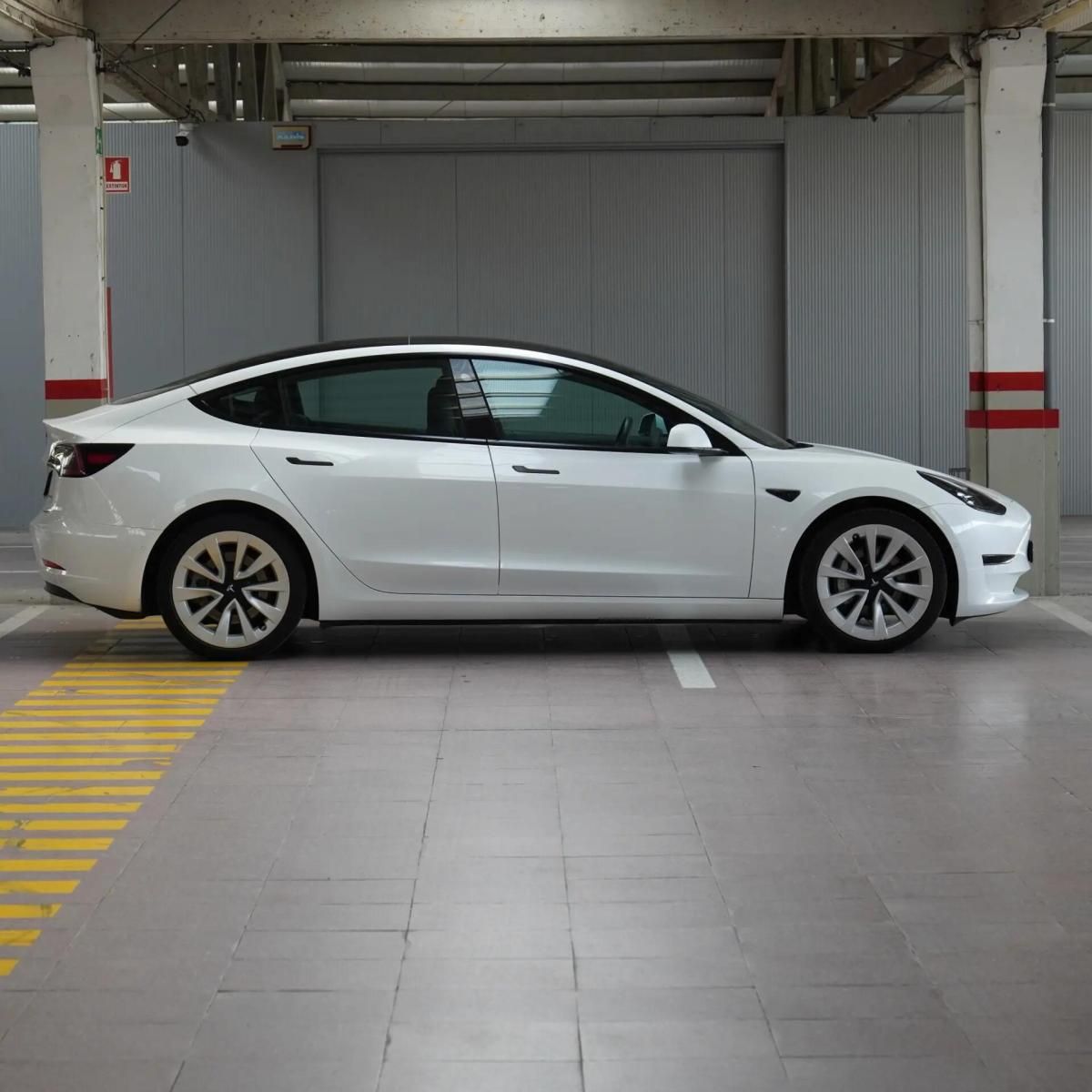 tesla-model-3-2022-eletrico-0cc