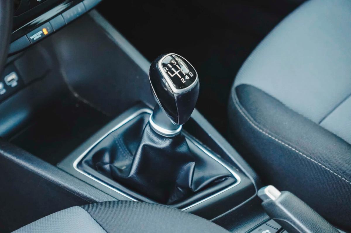hyundai-i10-2017-diesel-1120cc