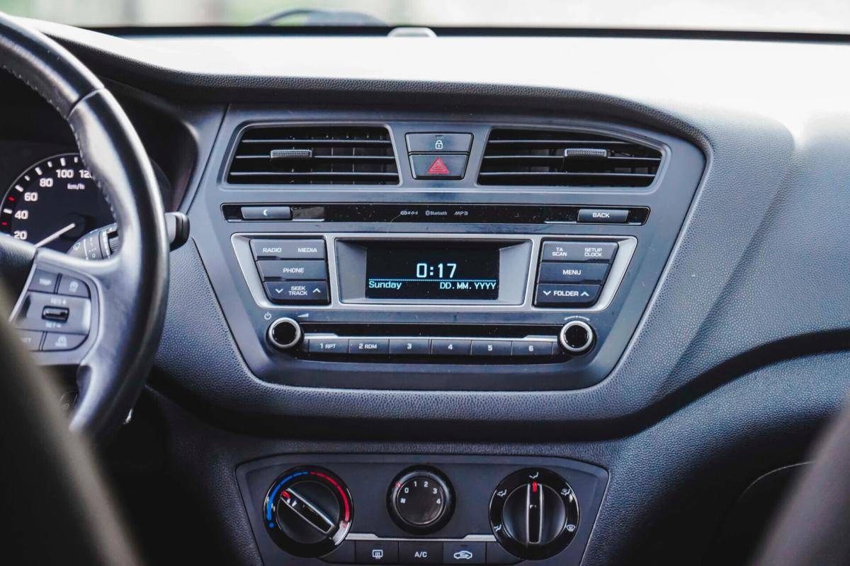hyundai-i10-2017-diesel-1120cc