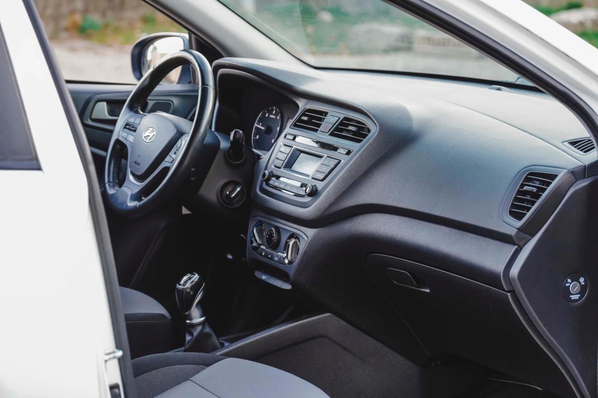 hyundai-i10-2017-diesel-1120cc