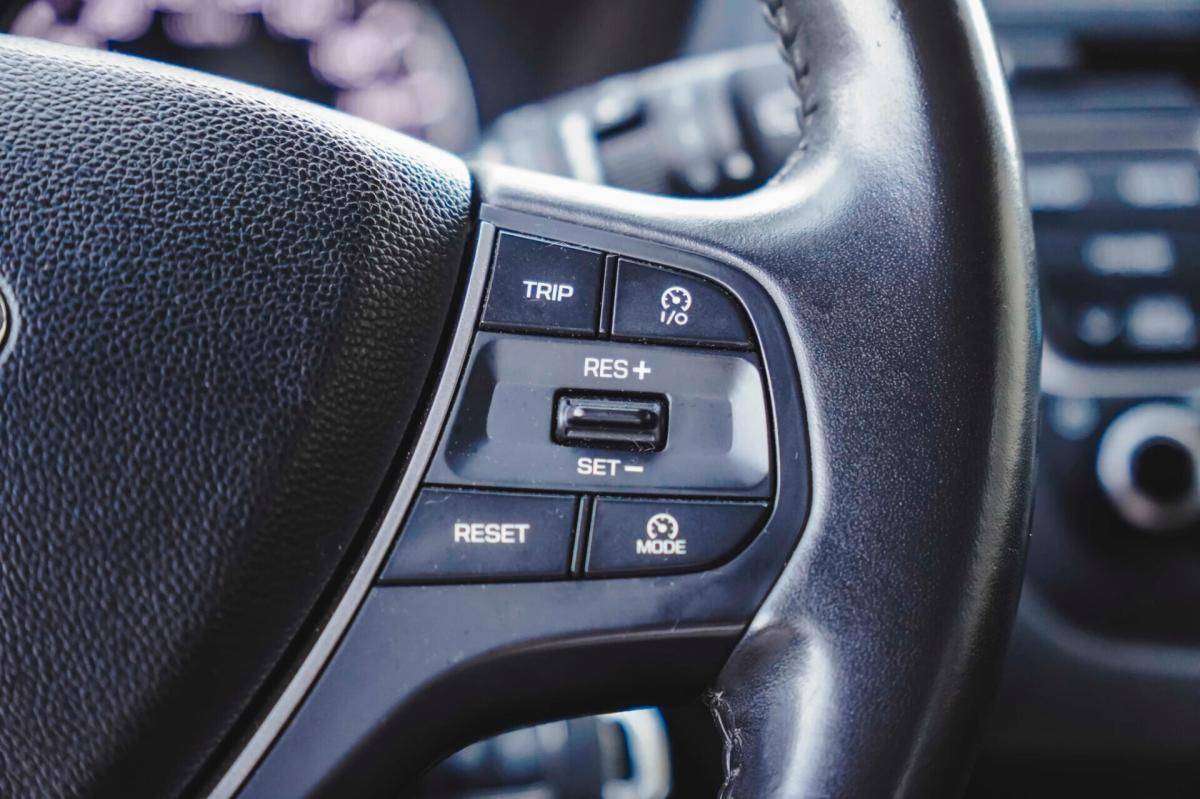 hyundai-i10-2017-diesel-1120cc