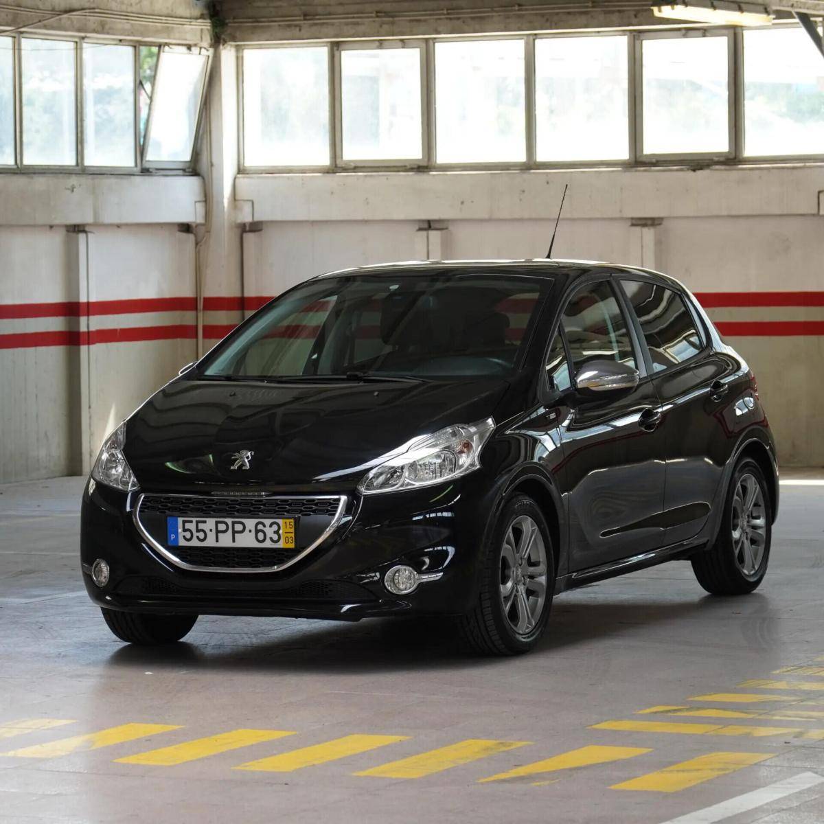 peugeot-208-2015-gasolina-1199cc