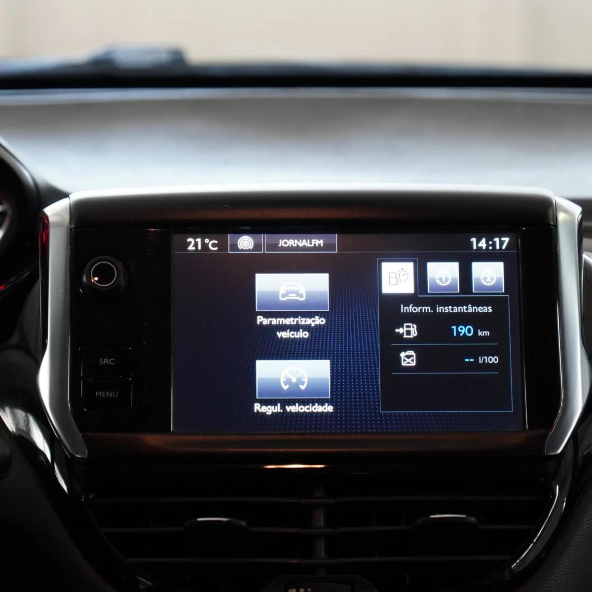 peugeot-208-2015-gasolina-1199cc