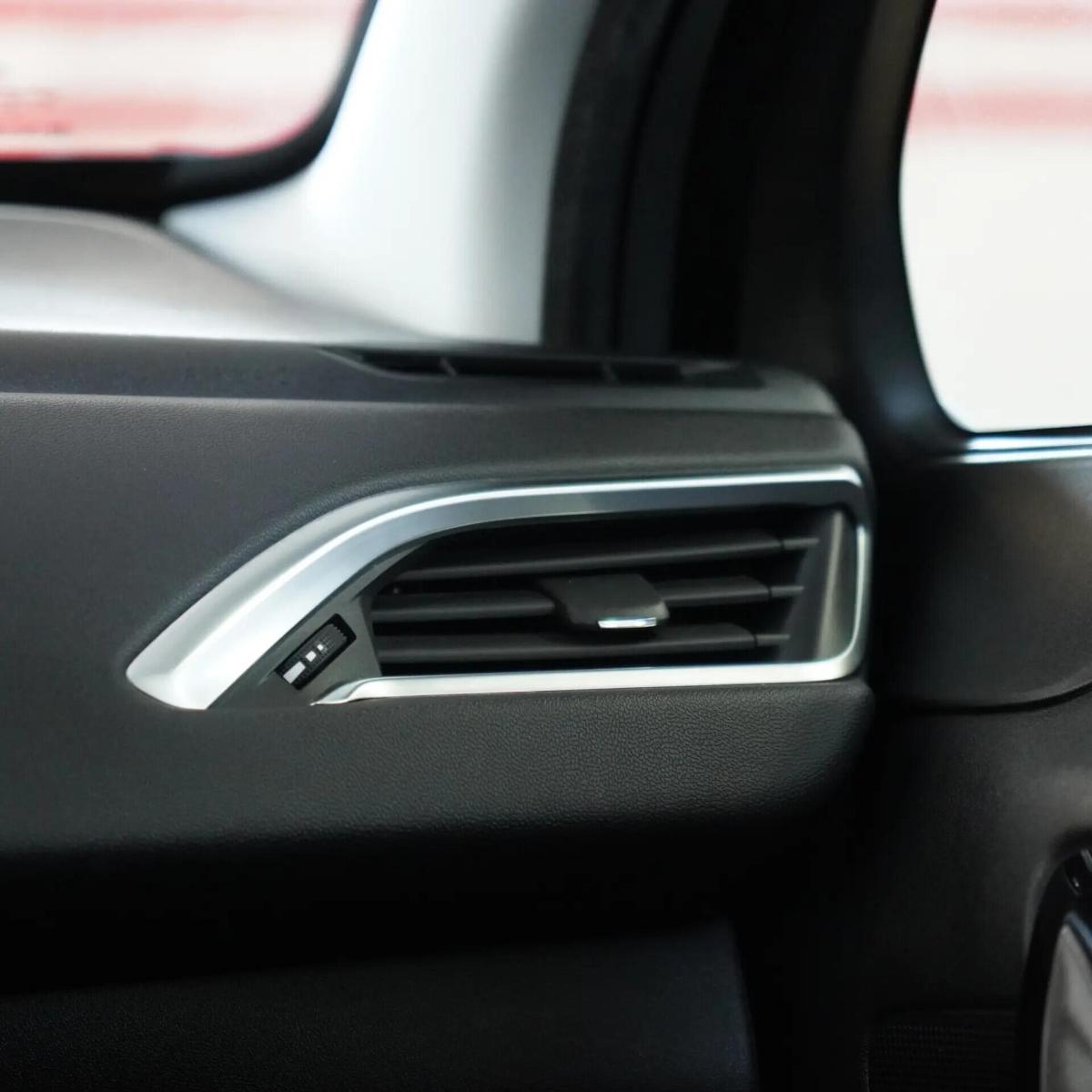 peugeot-208-2015-gasolina-1199cc