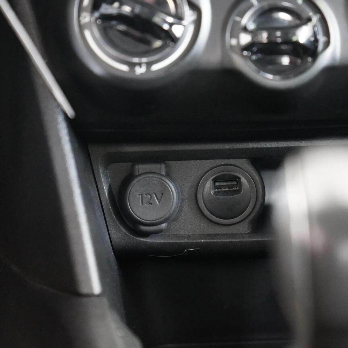 peugeot-208-2015-gasolina-1199cc