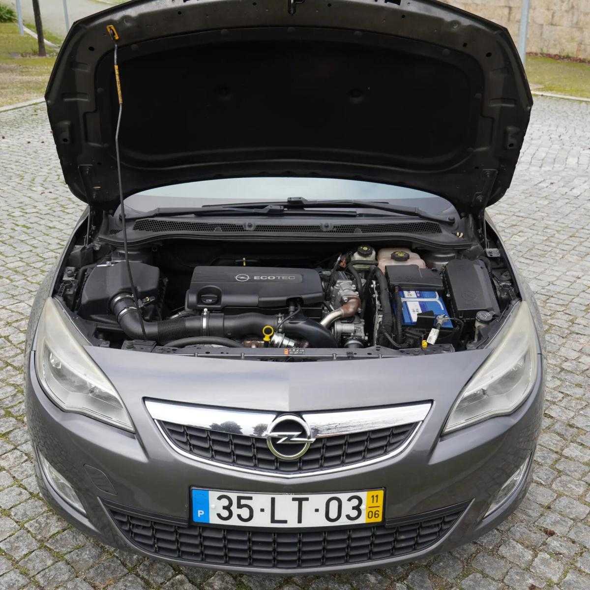 opel-astra-caravan-2011-diesel-1686cc