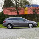 opel-astra-caravan-2011-diesel-1686cc