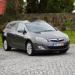 opel-astra-caravan-2011-diesel-1686cc