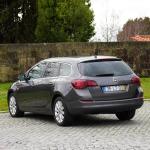 opel-astra-caravan-2011-diesel-1686cc