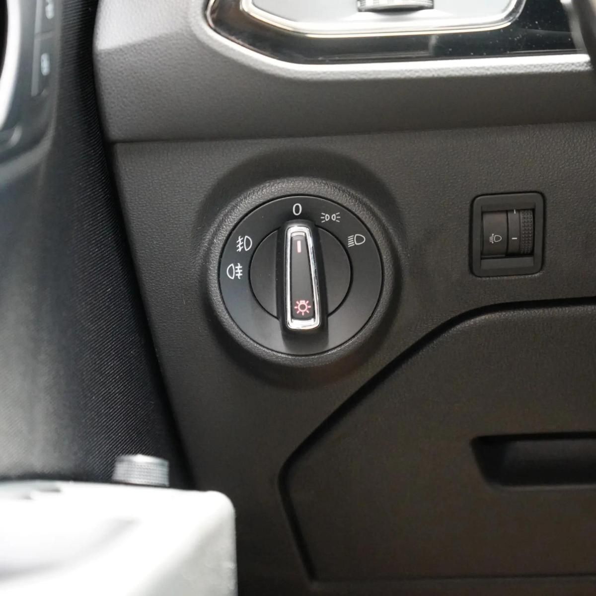 seat-leon-2016-gasolina-1197cc