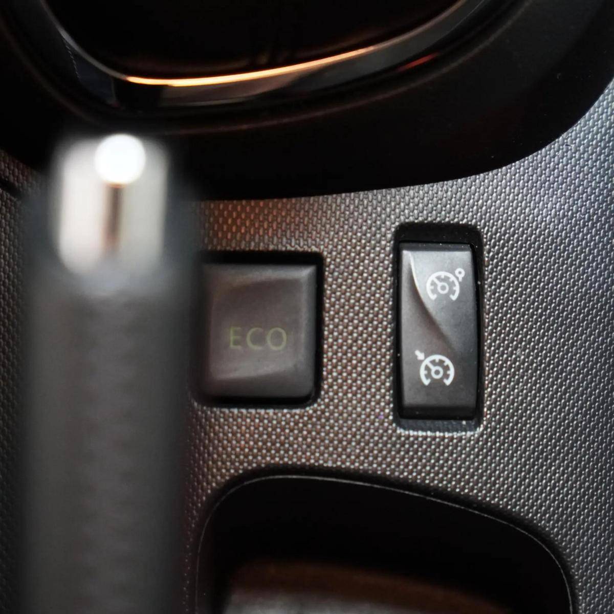 renault-captur-2015-gasolina-898cc