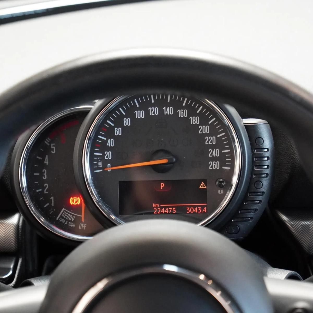 mini-clubman-2016-diesel-1995cc