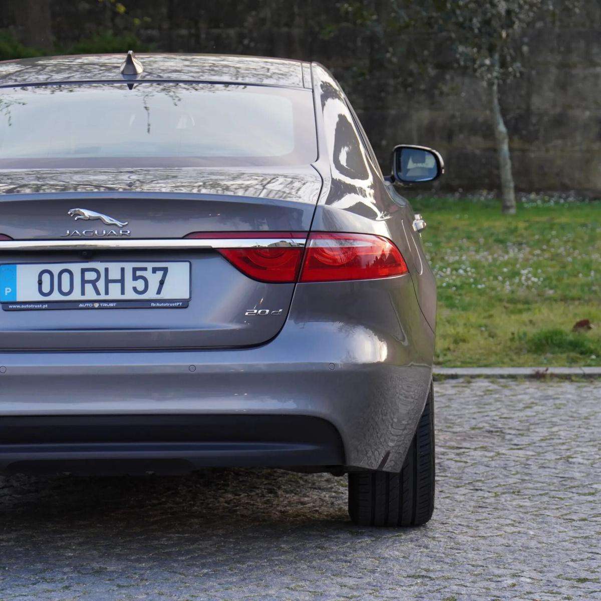 jaguar-xf-2016-diesel-1999cc