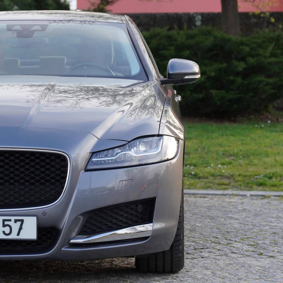 jaguar-xf-2016-diesel-1999cc