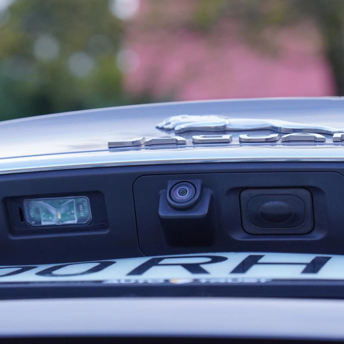 jaguar-xf-2016-diesel-1999cc