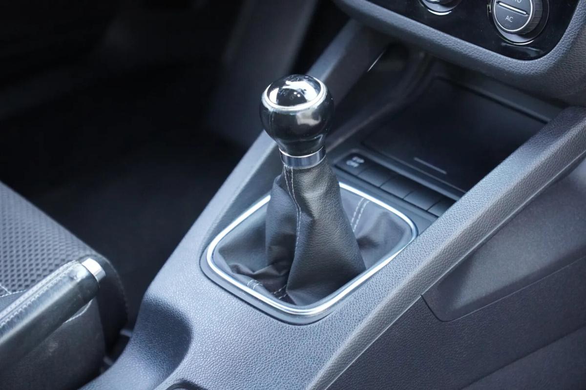 volkswagen-scirocco-2-0-tsi-2010-gasolina-1984cc