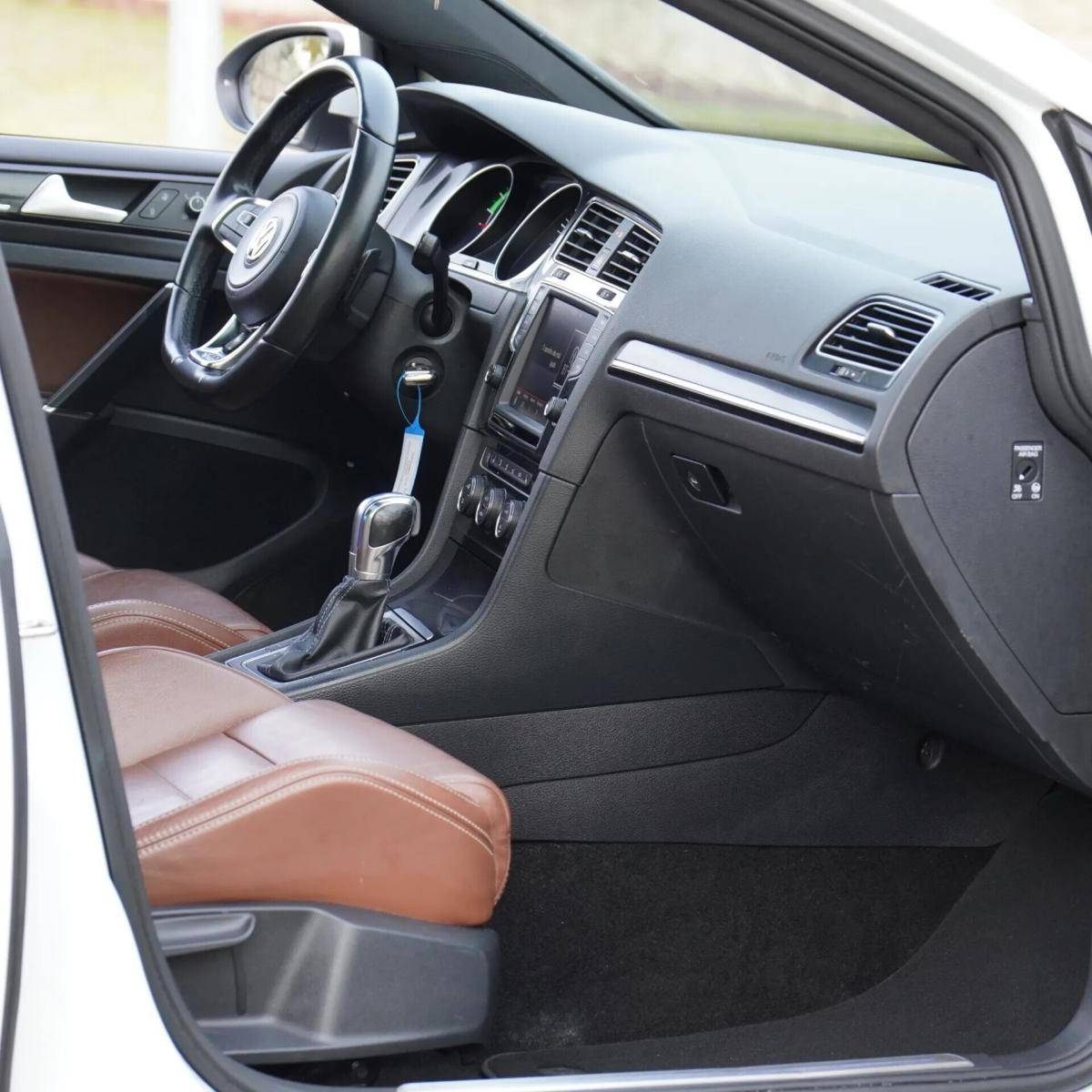 volkswagen-golf-2015-hibrido-a-gasolina-1395cc