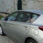 toyota-auris-2018-hibrido-a-gasolina-1798cc