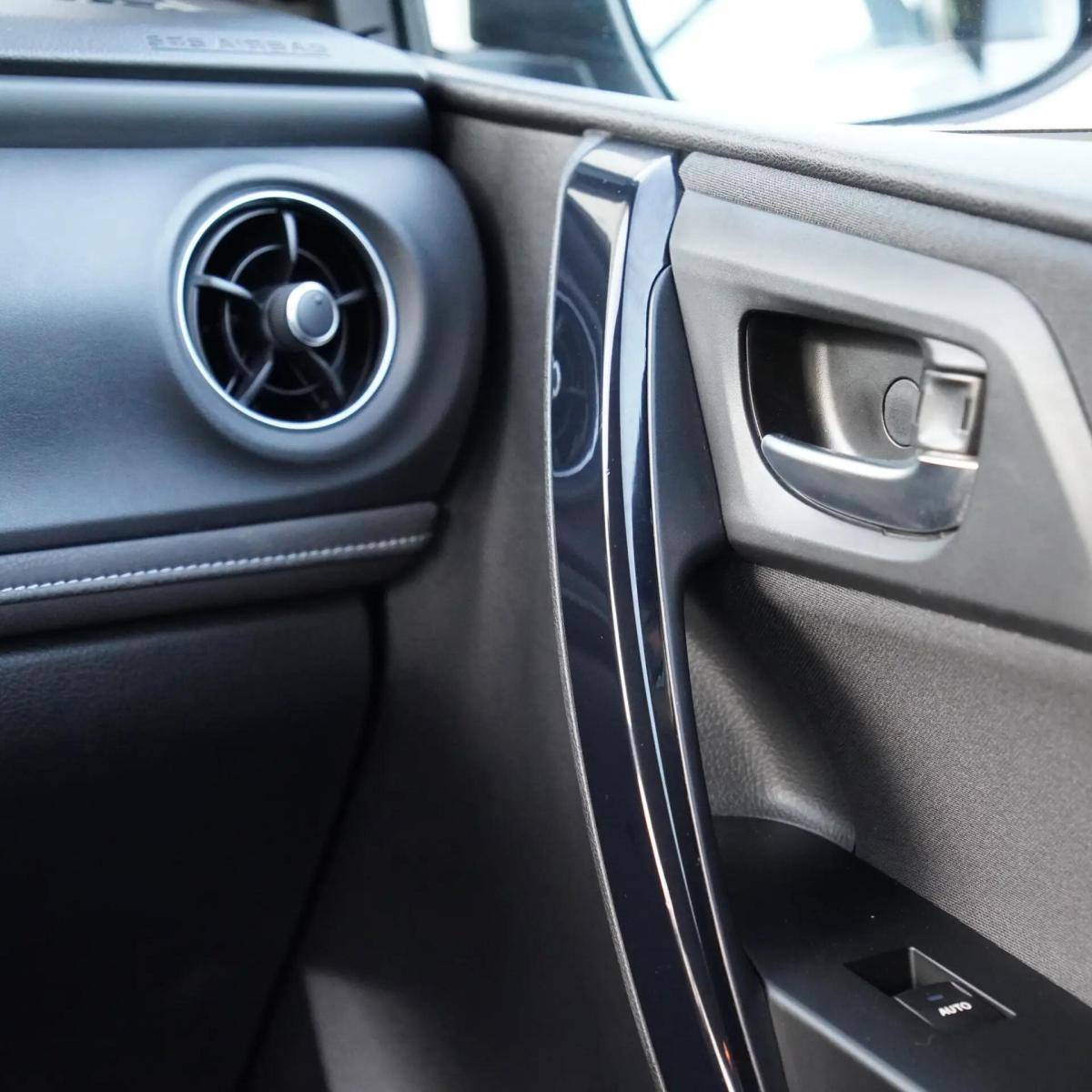 toyota-auris-2018-hibrido-a-gasolina-1798cc