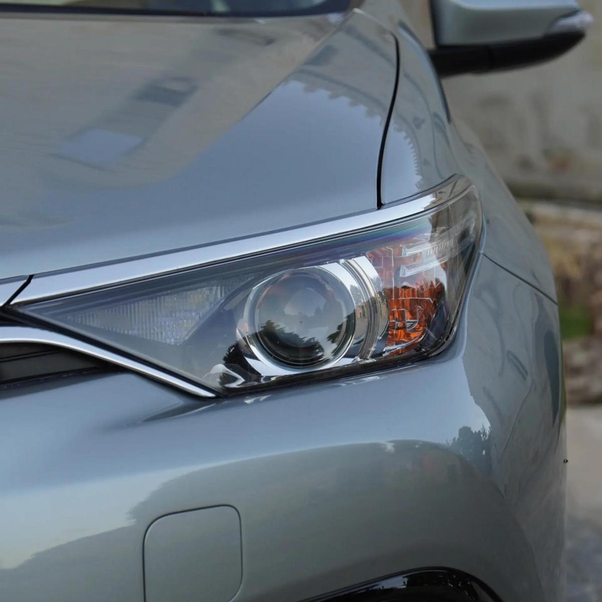 toyota-auris-2018-hibrido-a-gasolina-1798cc
