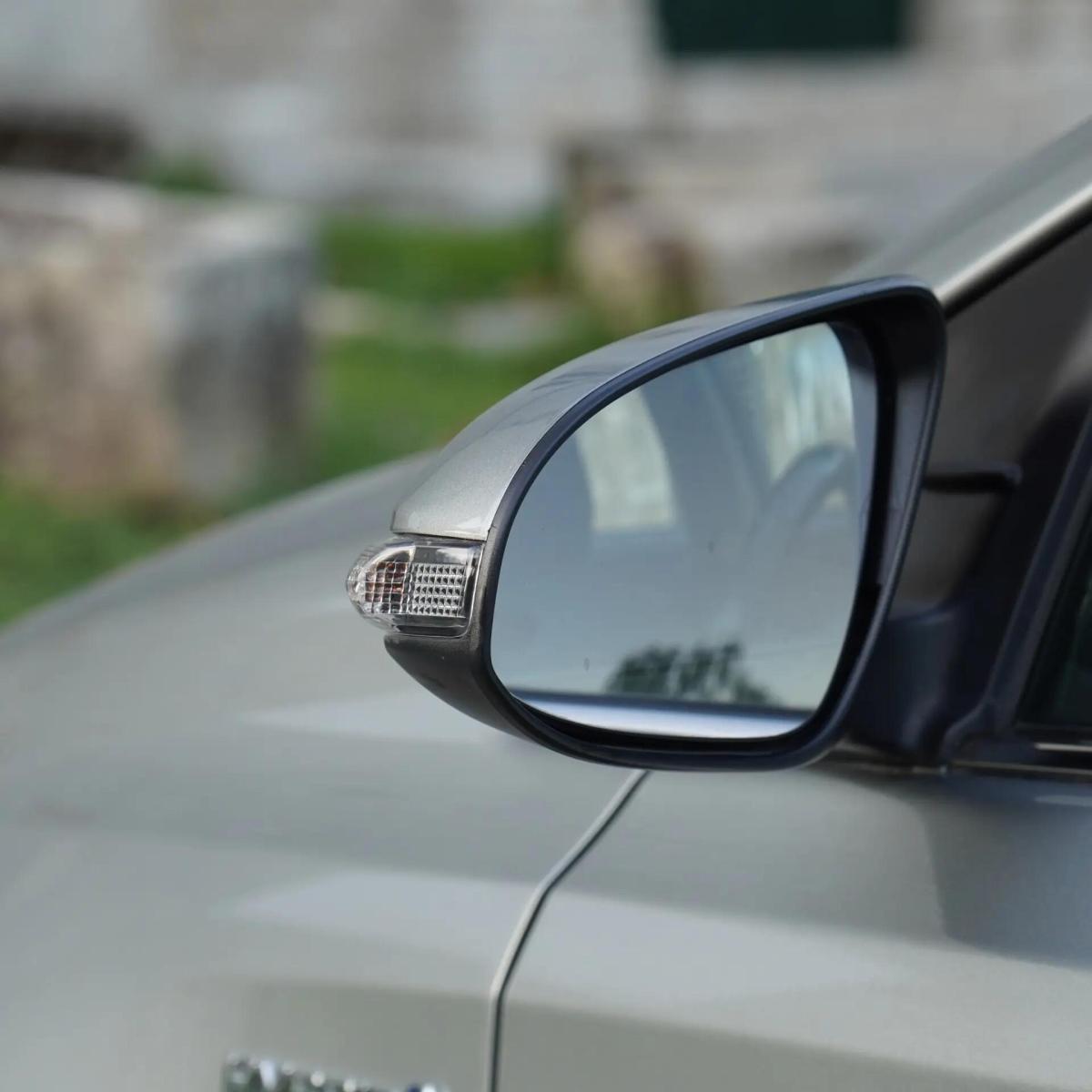 toyota-auris-2018-hibrido-a-gasolina-1798cc