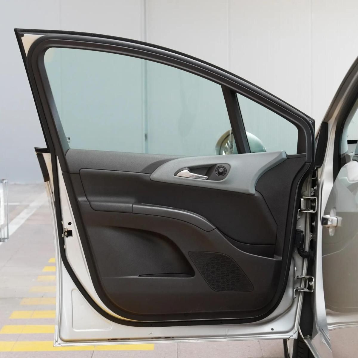 opel-meriva-2011-diesel-1248cc