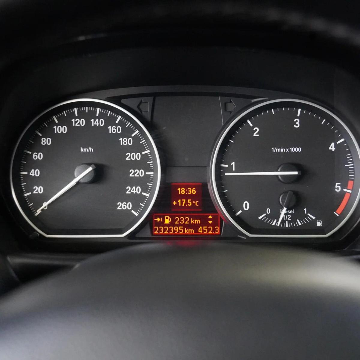 bmw-serie-1-120d-2010-diesel-1995cc