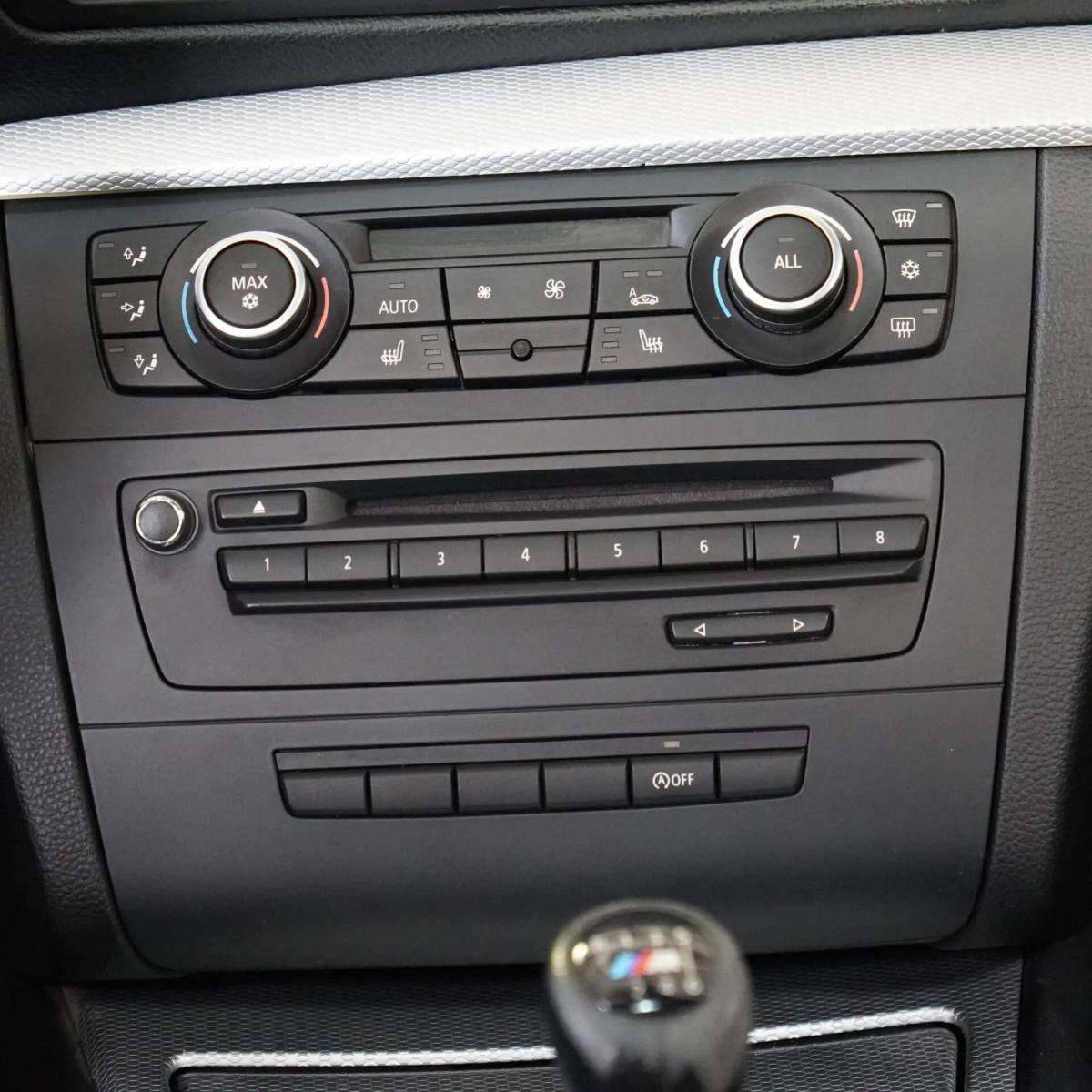 bmw-serie-1-120d-2010-diesel-1995cc