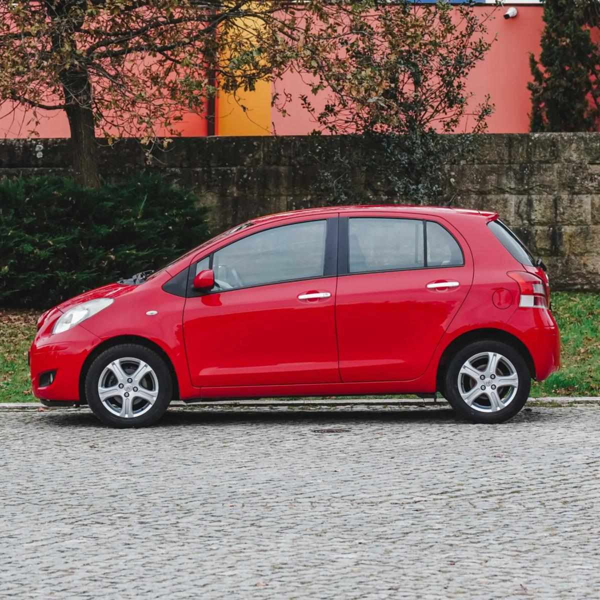 toyota-yaris-1-4-d-4d-2011-diesel-1364cc