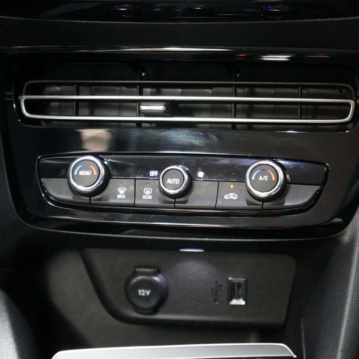 opel-mokka-2023-gasolina-1199cc