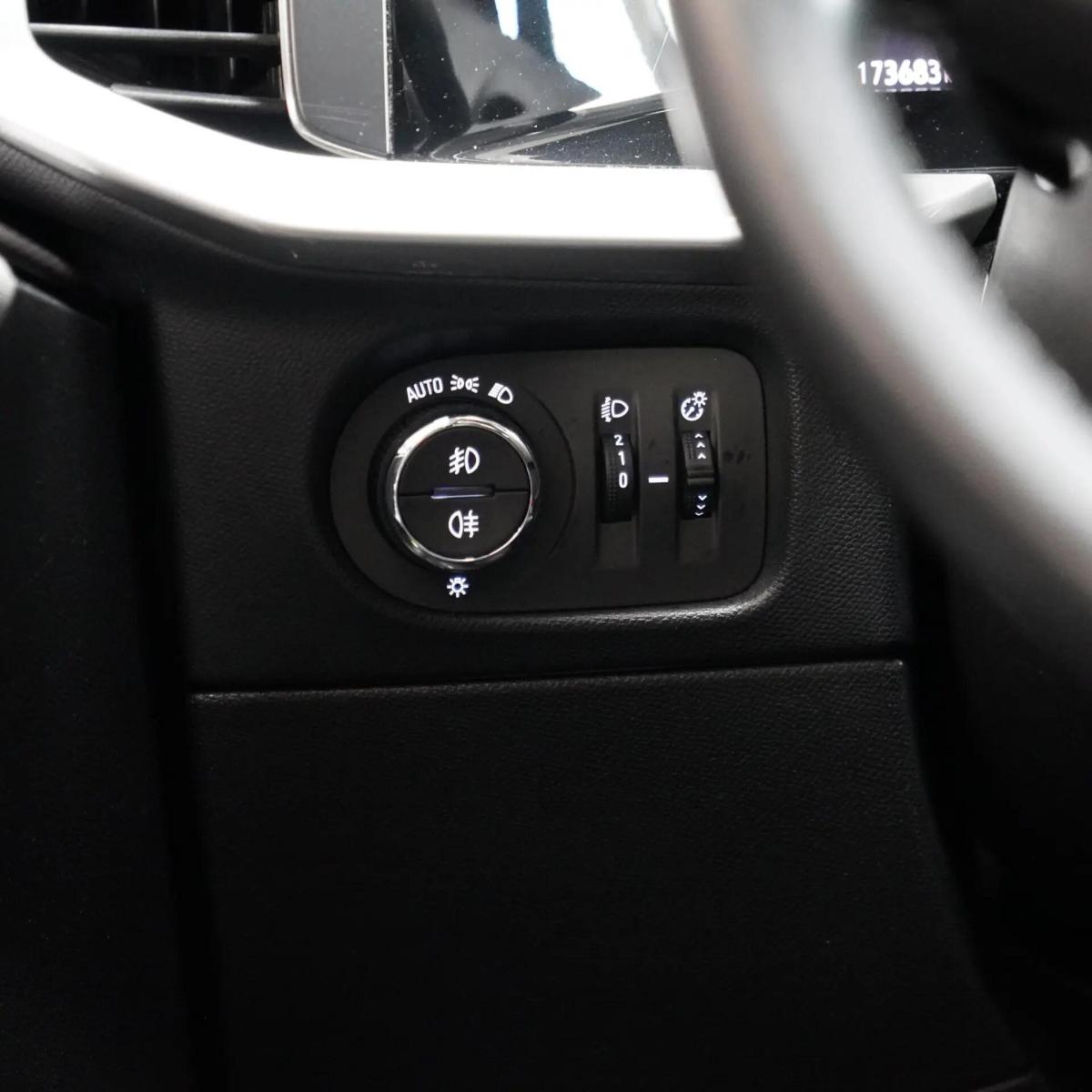 opel-mokka-2023-gasolina-1199cc