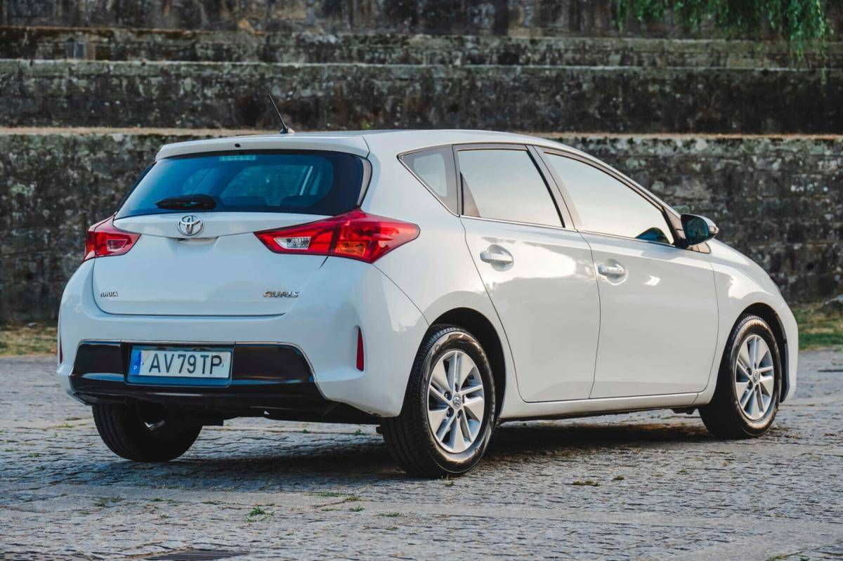 toyota-auris-2015-diesel-1364cc