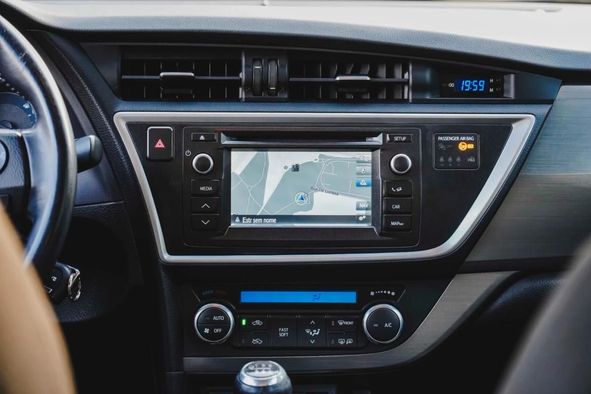 toyota-auris-2015-diesel-1364cc