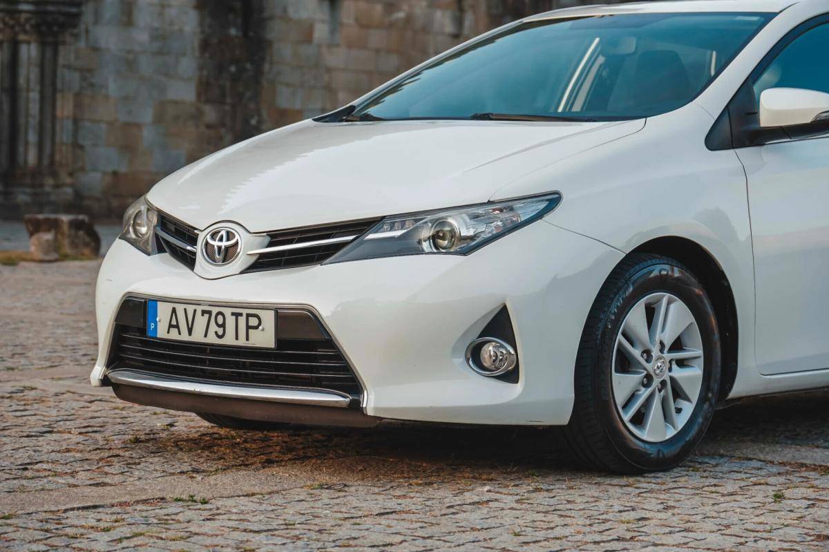 toyota-auris-2015-diesel-1364cc