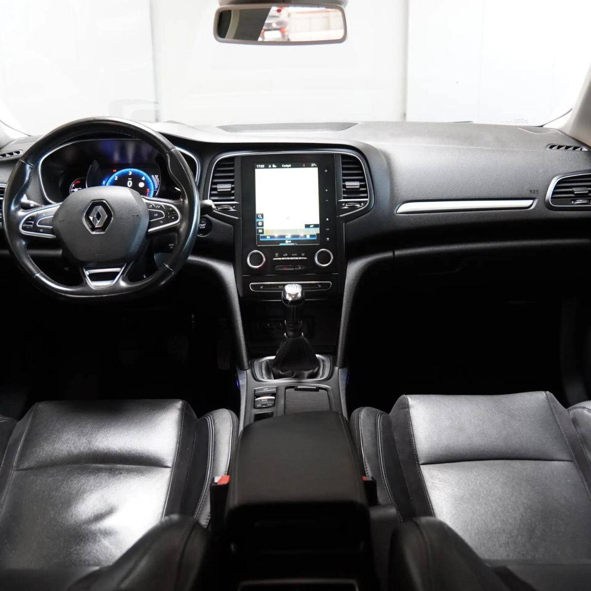 renault-megane-sport-tourer-2017-diesel-1598cc